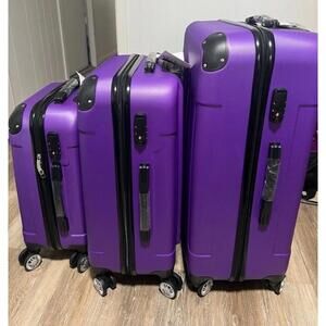 Luggage set
